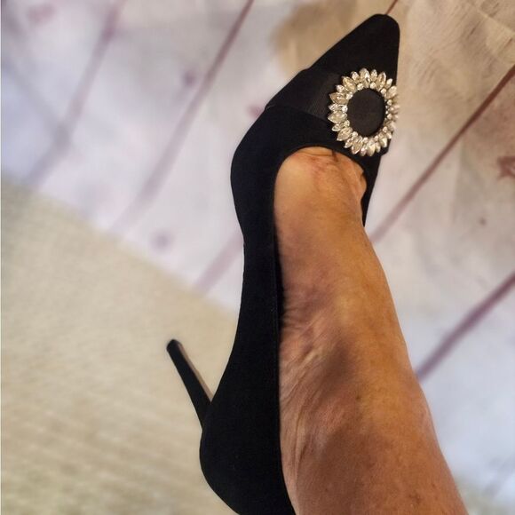 Michael Michael Kors "Viola"Black Suede w/Crystal Brooch Accent Pumps Sz.10 $160 - Picture 8 of 11